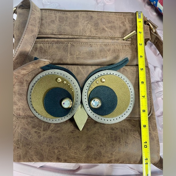 Cato 😍Adorable Big Eyes 👀 Owl Crossbody Purse - Picture 7 of 10